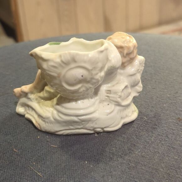 Vintage lefton style cherub trinket dish or bud base, planter - Picture 3 of 8